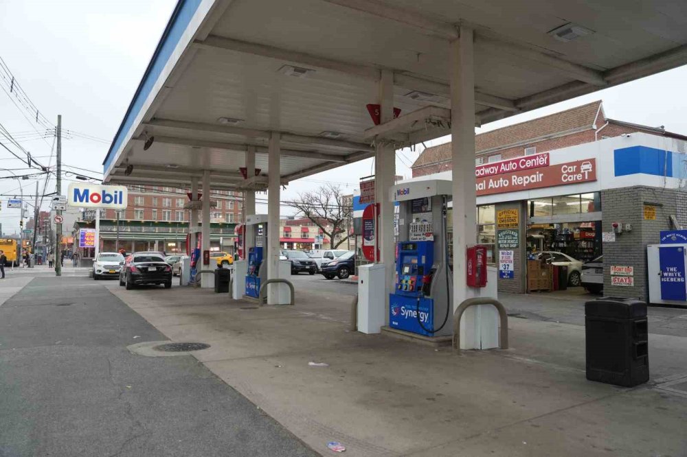 ABD’de Benzin Fiyatı 2022’den Bu Yana İlk Kez 4 Doların Üzerinde