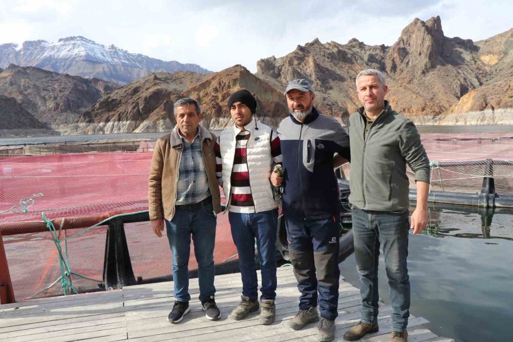 Denizi Olmayan Erzurum’da Yılda 300 Tona Yakın Balık Üretiyorlar
