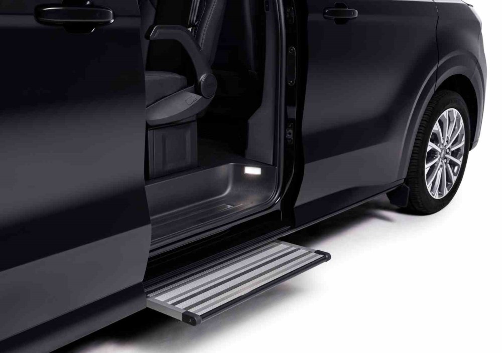 Yeni Ford Tourneo Custom 9+1 Satışa Sunuluyor