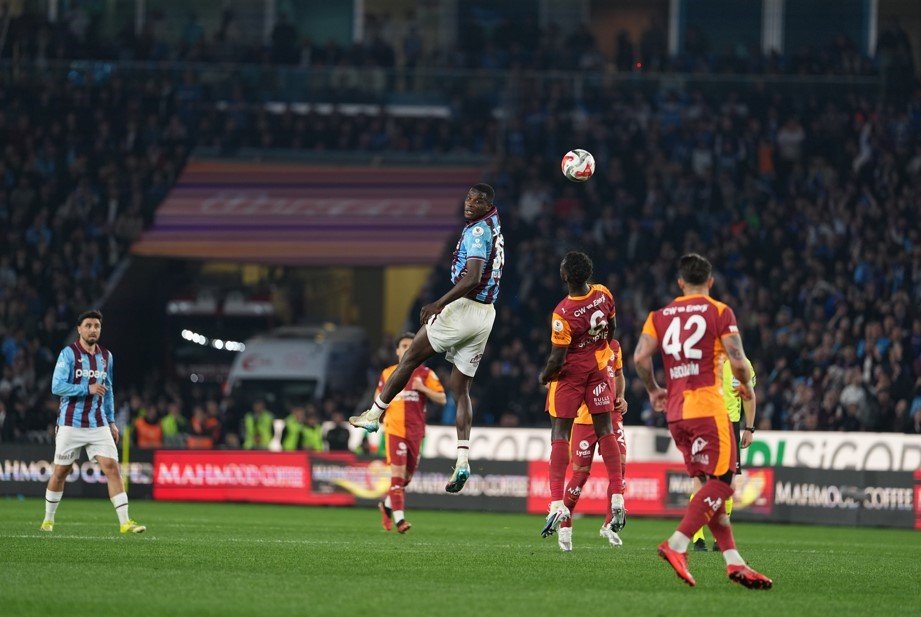 Trendyol Süper Lig: Trabzonspor: 2 - Galatasaray: 1 (maç Sonucu)