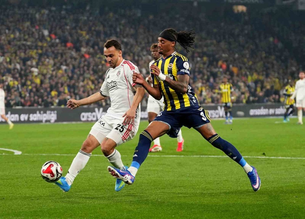 Kadıköy’de Derbi Nefes Kesti.. Fenerbahçe 90+11’de Kazandı!