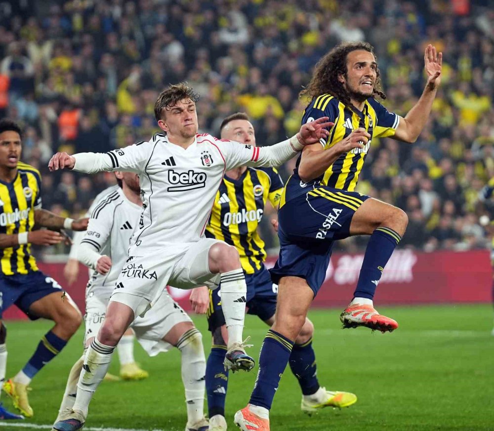 Kadıköy’de Derbi Nefes Kesti.. Fenerbahçe 90+11’de Kazandı!