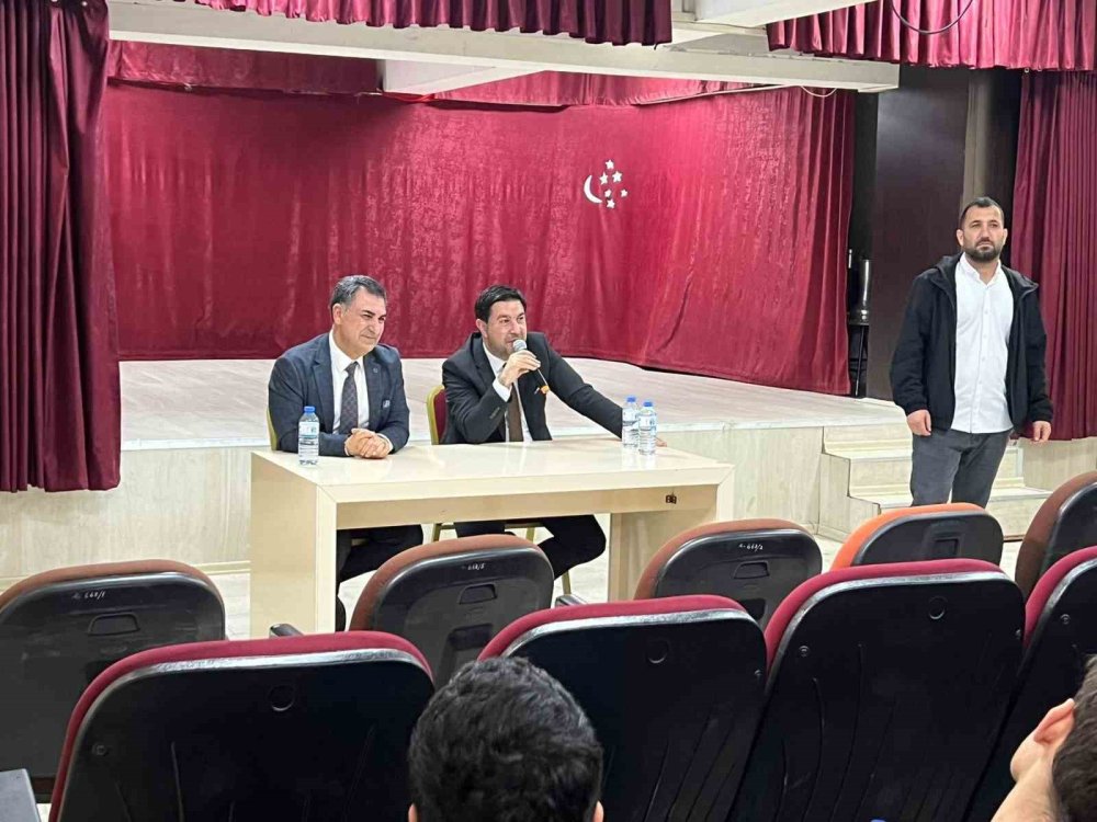 Katso Başkanı Kadir Bozan, Kariyer Günlerinde Öğrencilerle Buluştu