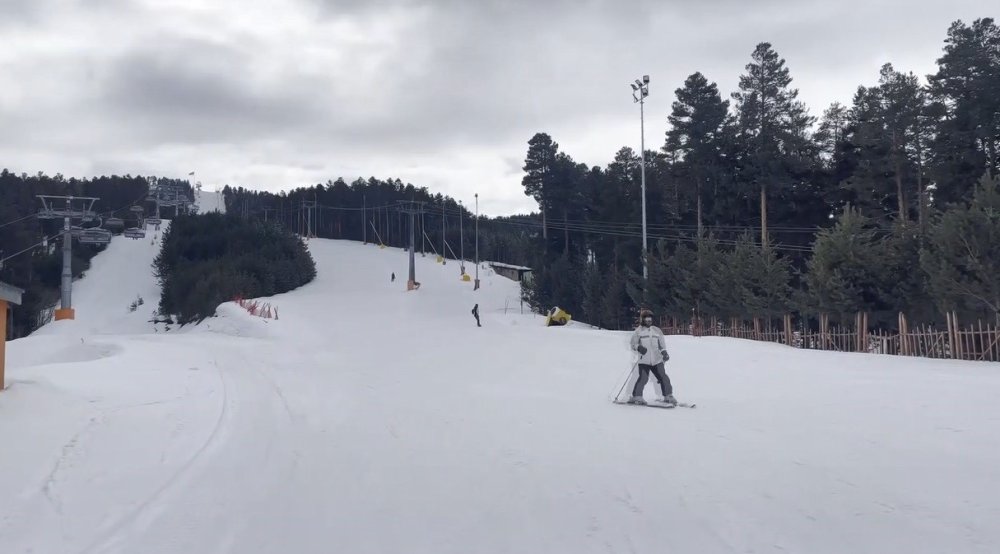 Kars’ta Bahar Ortasında Kayak Keyfi: Sarıkamış’ta Sezon Nisanda Da Sürüyor