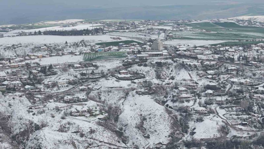 Ankara’da Kar Manzaraları Dronla Görüntülendi
