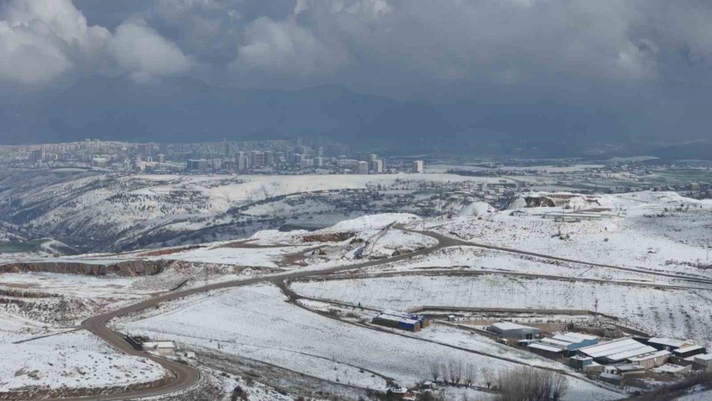 Ankara’da Kar Manzaraları Dronla Görüntülendi