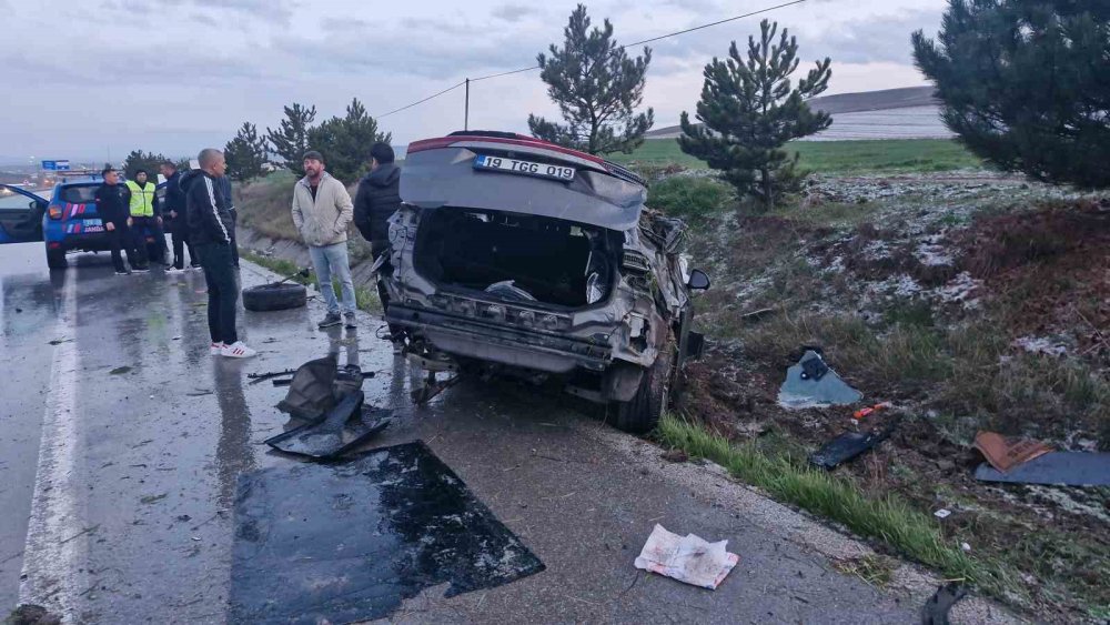 Çorum’da Aynı Noktada İki Farklı Trafik Kazası: 1 Ölü, 3 Yaralı