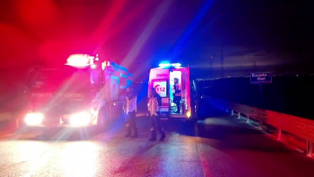 Erzurum - Aşkale’de TIR Devrildi.. Kara Yolu Trafiğe Kapandı!