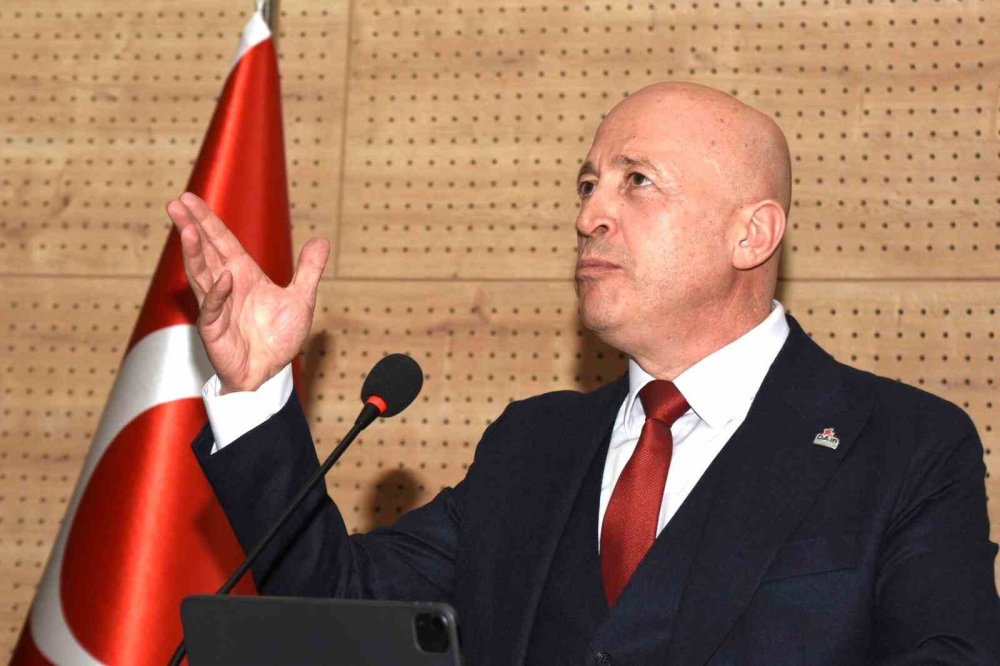 İhracatçılar Birliği’nde Yeni Dönem.. DAİB Başkanlığı’na Ömer Madırlı Seçildi!