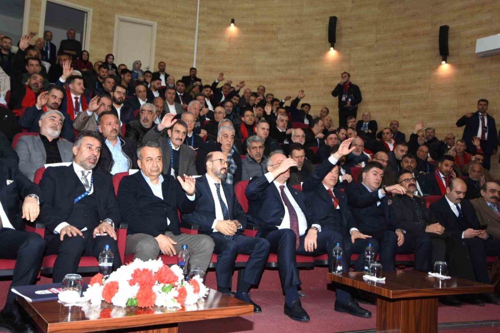 İhracatçılar Birliği’nde Yeni Dönem.. DAİB Başkanlığı’na Ömer Madırlı Seçildi!