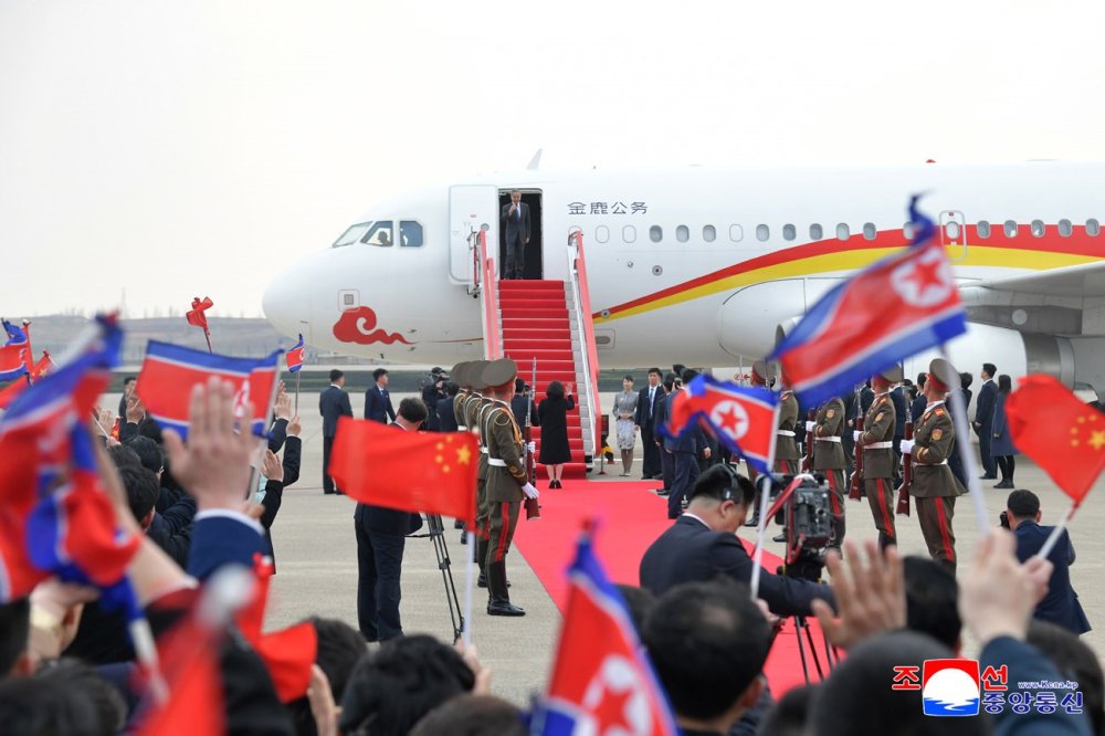 Kuzey Kore Lideri Kim, Çin Dışişleri Bakanı Wang İle Görüştü