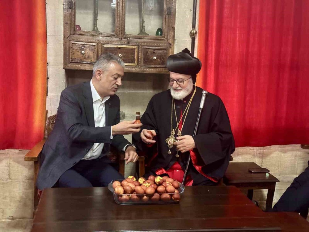 Mardin’de Paskalya Coşkusu.. Farklı İnançlar Kırklar Kilisesi’nde Buluştu!