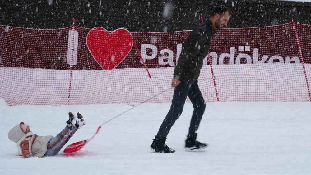Palandöken’de Kayak Sezonu Uzatıldı.. Nisan Sonuna Kadar Devam!
