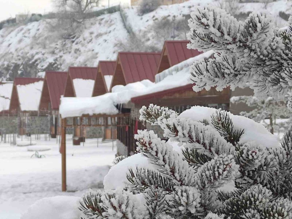 Ardahan’da Kar Sonrası Dondurucu Soğuklar Etkili Oldu