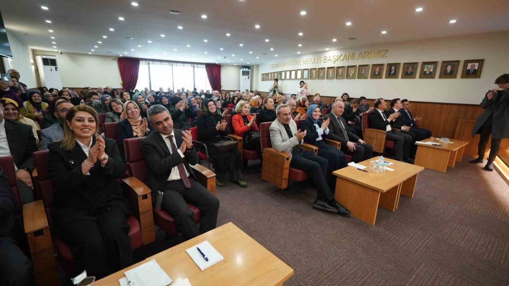 Erzurum’da Tarımda Kadın Eli Projesi ve Çiftçi Kadın Akademisi Başladı