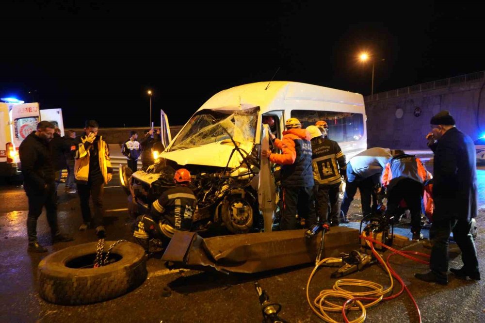 Erzurum’da Zincirleme Trafik Kazası: 5 Yaralı