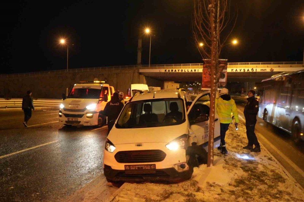 Erzurum’da Zincirleme Trafik Kazası: 5 Yaralı