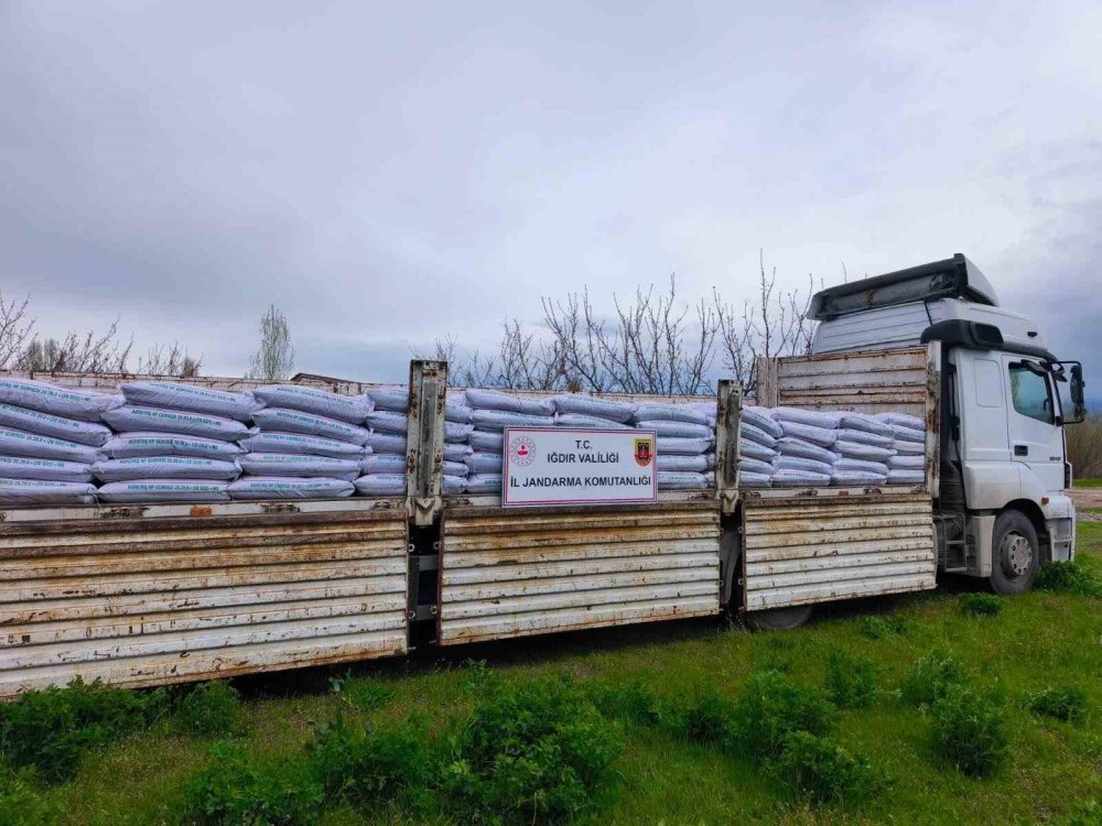 Iğdır’da Kaçak Gübre Operasyonu: 30 Ton Ürün Ele Geçirildi