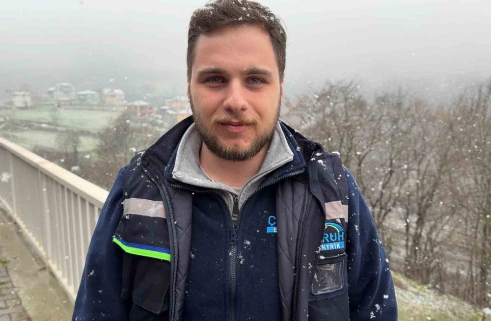 Zigana Dağı’nın Yüksek Kesimlerinde Lapa Lapa Kar Yağdı