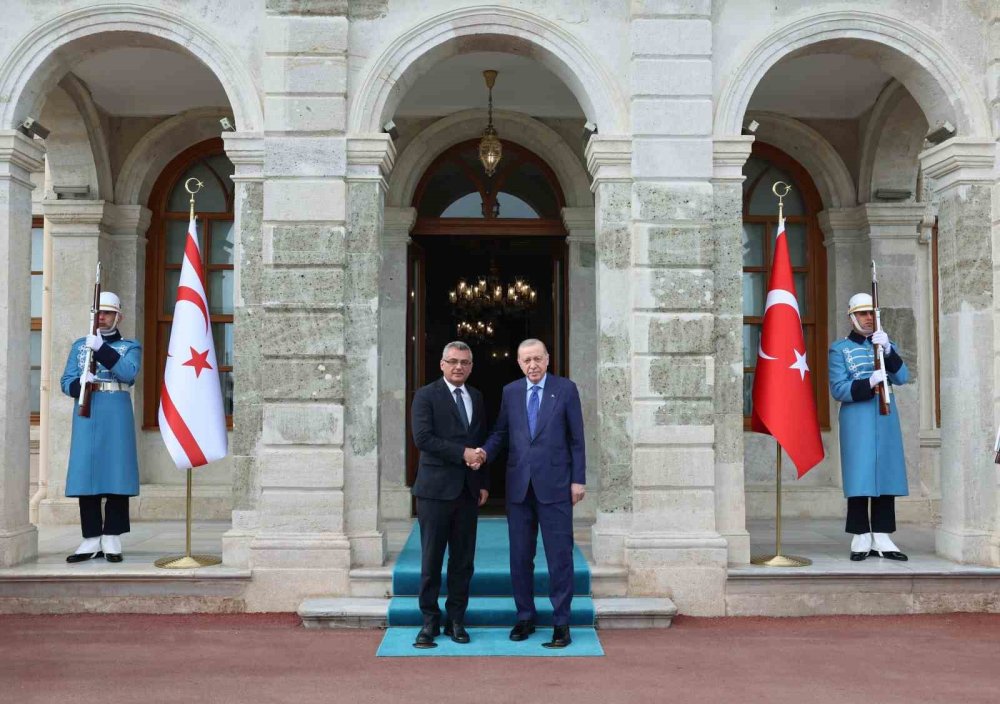 Cumhurbaşkanı Erdoğan, KKTC Cumhurbaşkanı Erhürman İle Görüştü