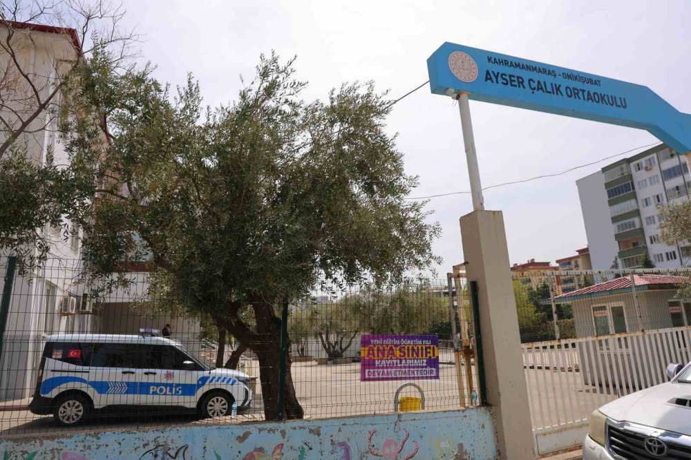 Silahlı Saldırının Olduğu Okulda Sessizlik Hakim