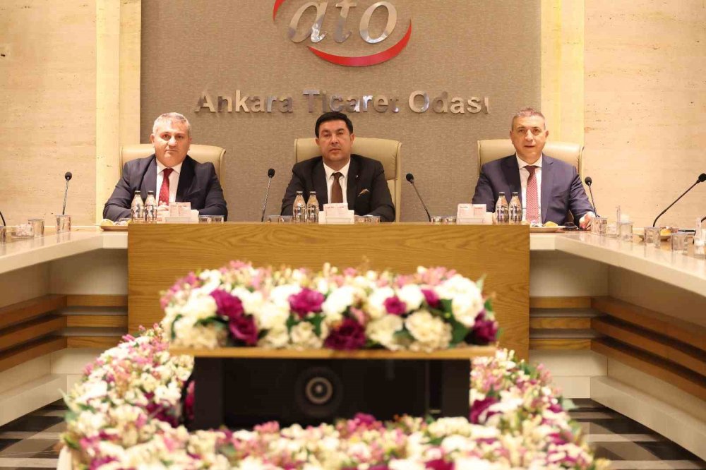 Kars İçin Ankara'da Toplantı.. Yatırım ve Kalkınma Vizyonu Anlatıldı!