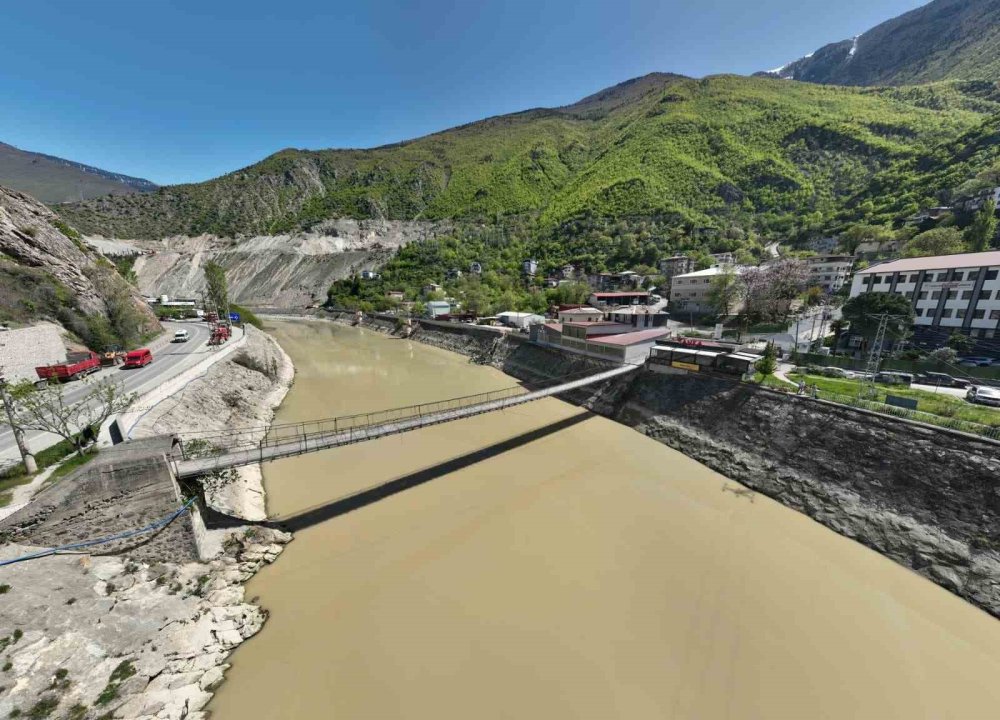 Çoruh’un İşlevsel Asma Köprüleri.. Zamana Direnen Ulaşım Hatları!