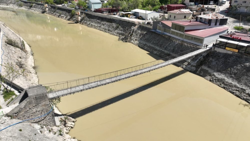 Çoruh’un İşlevsel Asma Köprüleri.. Zamana Direnen Ulaşım Hatları!