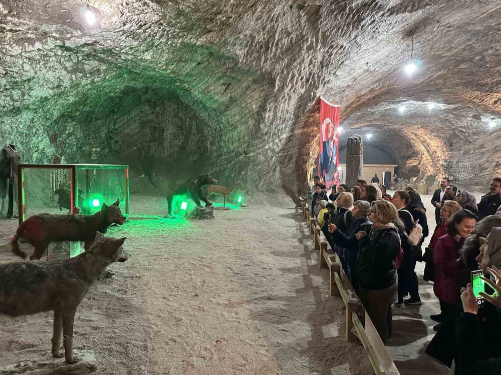 Turistik Tuz Ekspresi 2026’nın İlk Seferini Yaptı: Ziyaretçiler Çankırı’ya Hayran Kaldı