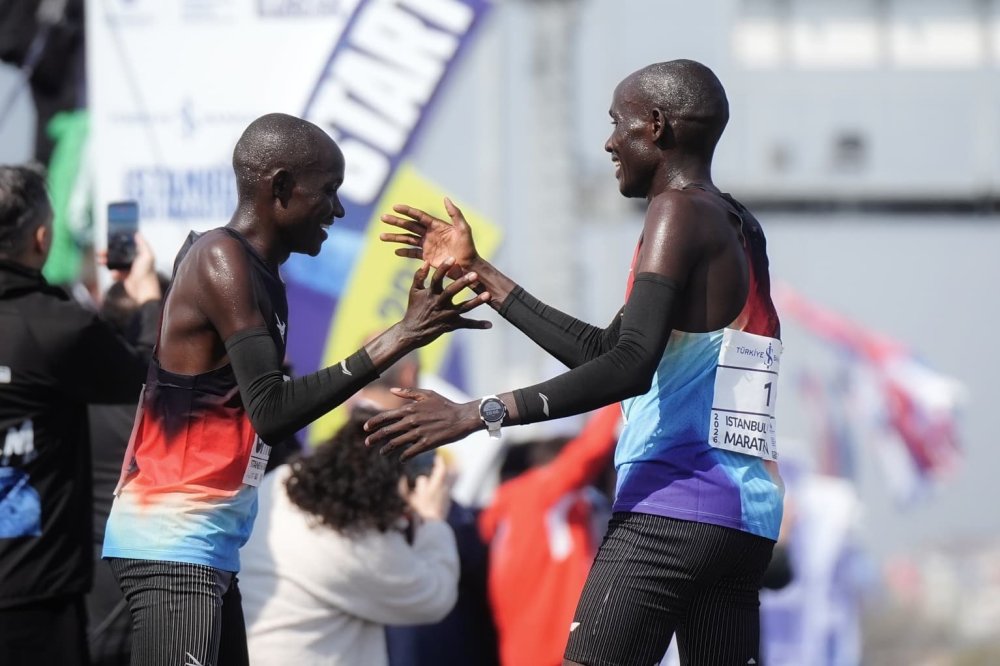 21’inci Kez Koşuldu.. İstanbul Yarı Maratonu’nda Nefes Kesen Yarış!