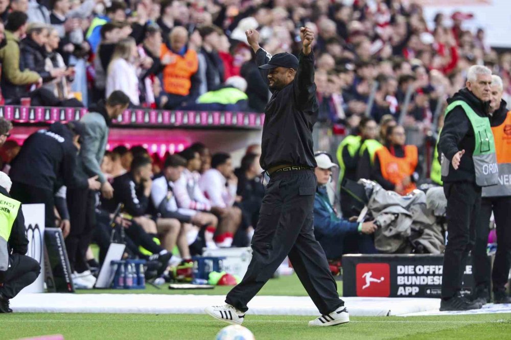 Bayern Münih, Stuttgart'ı 4-2 Yenerek Şampiyonluğunu İlan Etti!