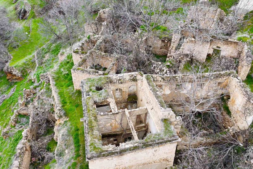 Gümüşhane’nin Saklı Hazinesi ‘Ötedere Beldesi’ Hayran Bırakıyor