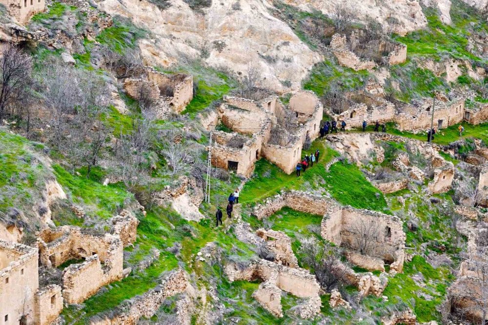 Gümüşhane’nin Saklı Hazinesi ‘Ötedere Beldesi’ Hayran Bırakıyor
