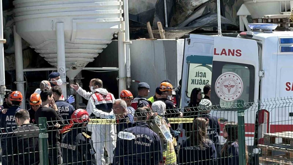 Ankara’da Boya Fabrikasında Çıkan Yangında 1 İşçi Hayatını Kaybetti