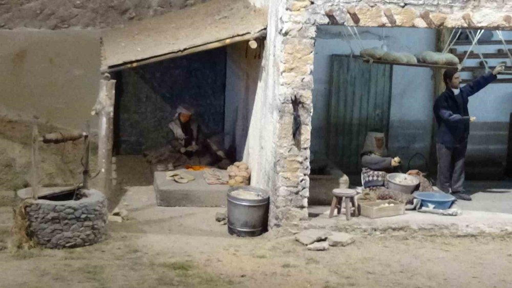 ‘Gravyer ve Kaşar’ın Hikayesi.. Kars Peynir Müzesi’nde Gerçekçi Deneyimler! 