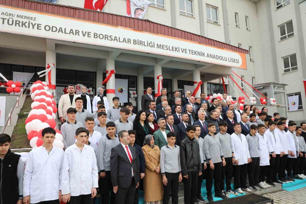 Ağrı’da ‘TOBB Mesleki ve Teknik Anadolu Lisesi’ Açıldı