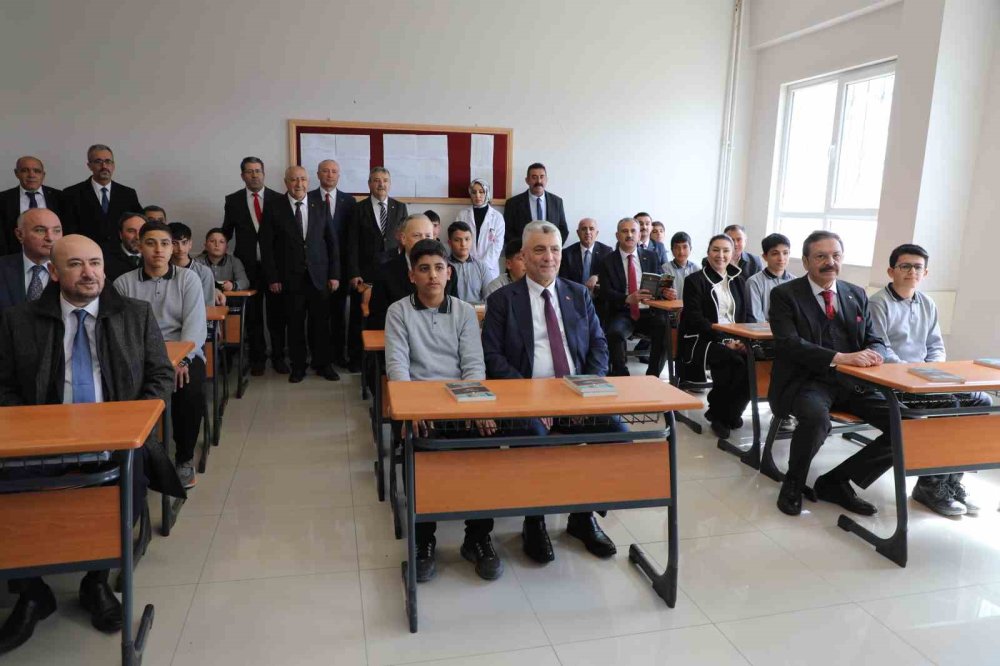 Ağrı’da ‘TOBB Mesleki ve Teknik Anadolu Lisesi’ Açıldı
