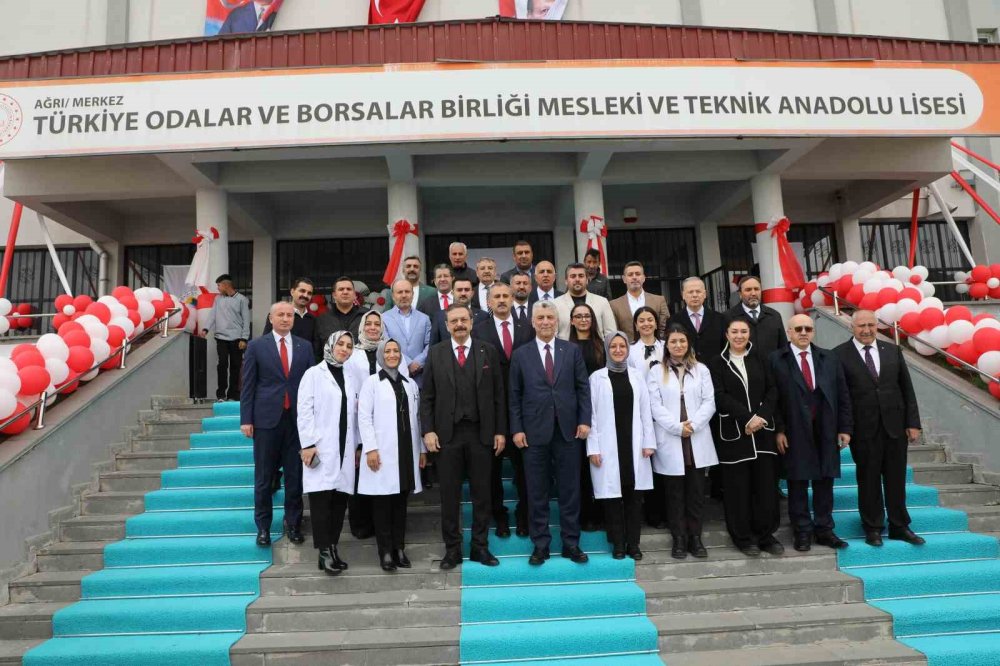 Ağrı’da ‘TOBB Mesleki ve Teknik Anadolu Lisesi’ Açıldı