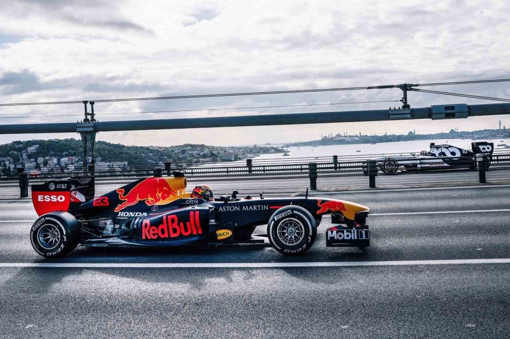 Formula 1 İstanbul'a Geri Dönüyor.. 5 Yıllık Dev Anlaşma İmzalandı!