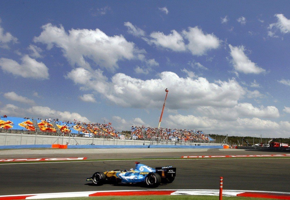 Formula 1 İstanbul'a Geri Dönüyor.. 5 Yıllık Dev Anlaşma İmzalandı!