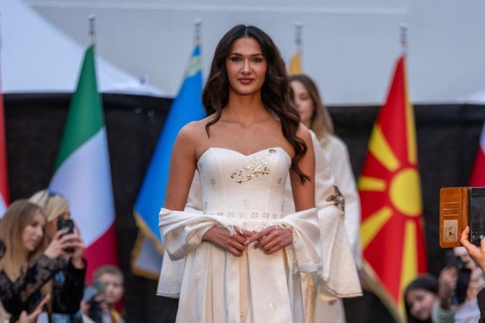 Mesir Festivali’nde Kültürlerin Zarafeti Podyuma Taşındı