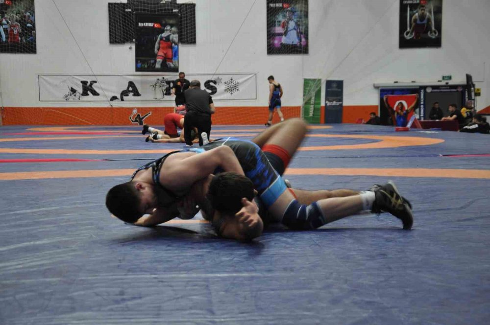 Minderde Geleceğin Şampiyonları.. Kars’ta Büyük Heyecan Başladı!