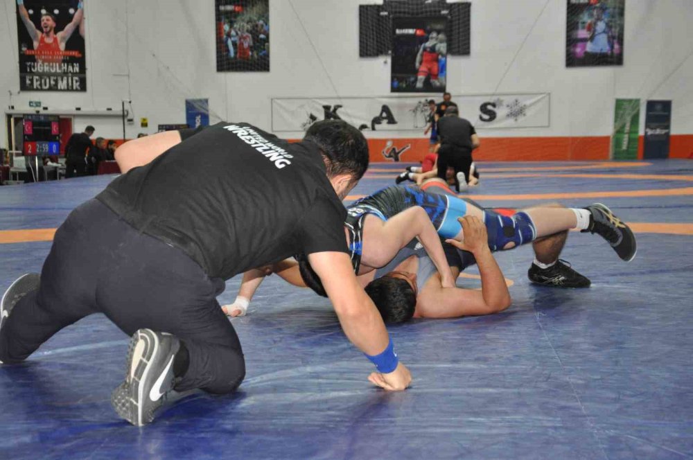 Minderde Geleceğin Şampiyonları.. Kars’ta Büyük Heyecan Başladı!