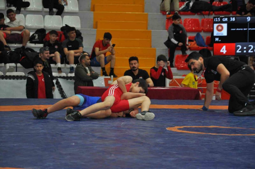 Minderde Geleceğin Şampiyonları.. Kars’ta Büyük Heyecan Başladı!