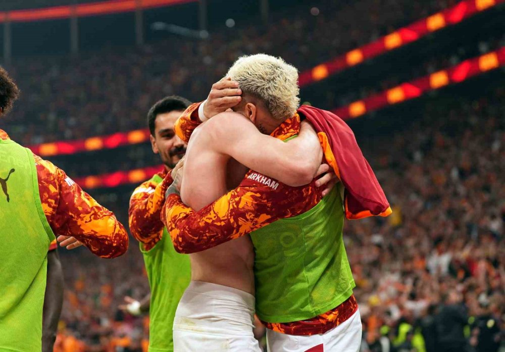 Galatasaray, Fenerbahçe’yi Farklı Geçti.. Şampiyonluk Yolunda Dev Adım!