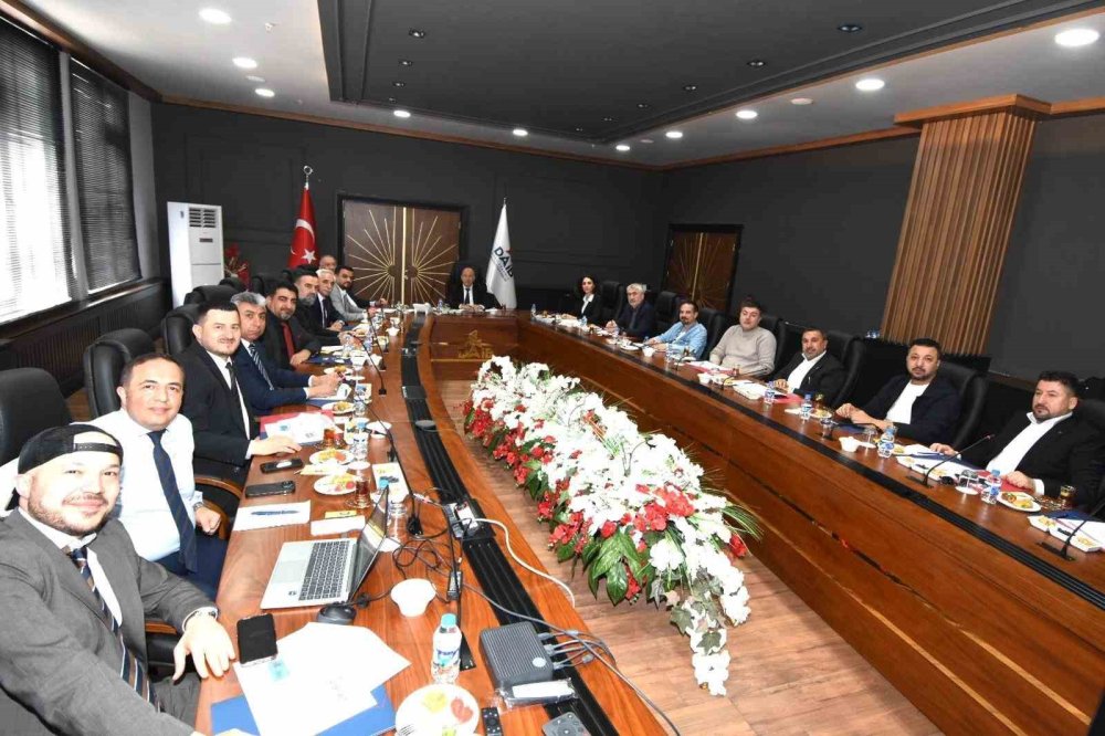 Doğu Anadolu İhracatçılar Birliği’nde Yeni Dönem.. Görev Dağılımı Yapıldı!