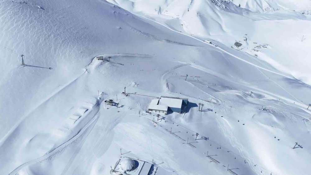 Palandöken Beyaz Örtüsü İle Hayran Bıraktı