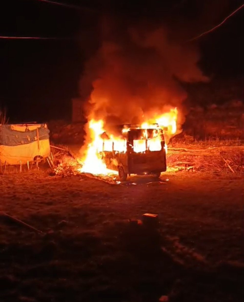 Tuzluca’da Şüpheli Araç Yangını.. Kundaklama İhtimali Araştırılıyor!