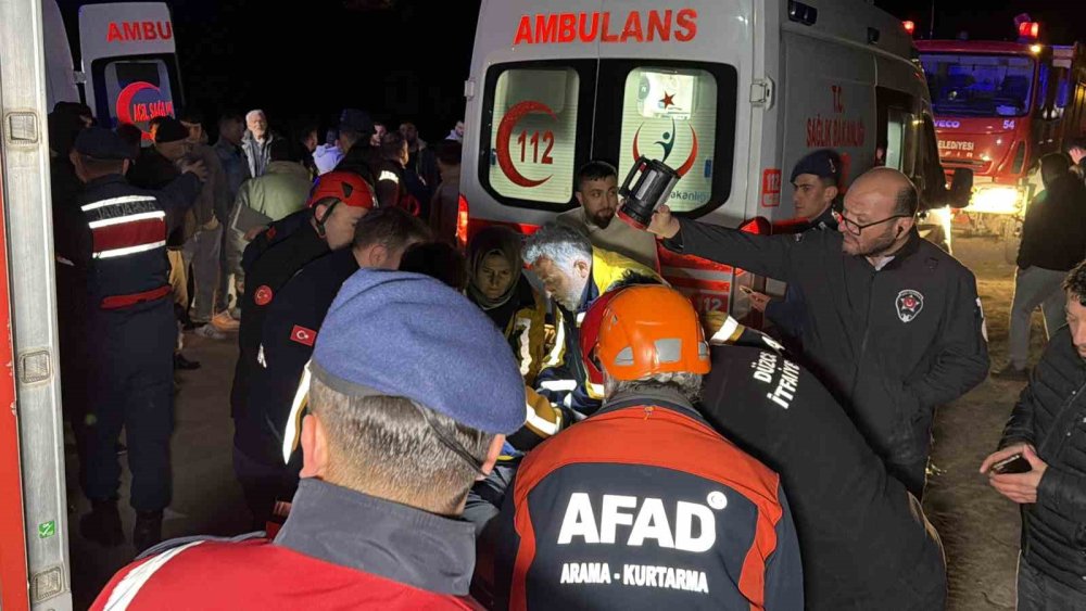 Uçuruma Yuvarlanan 3 Kişi Operasyonla Kurtarıldı