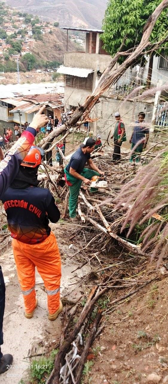 Venezuela’da 7 Eyalette Şiddetli Yağış Ve Sel Alarmı